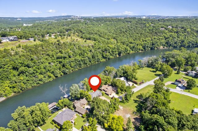 406 Foggy River Road, Hollister, MO 65672