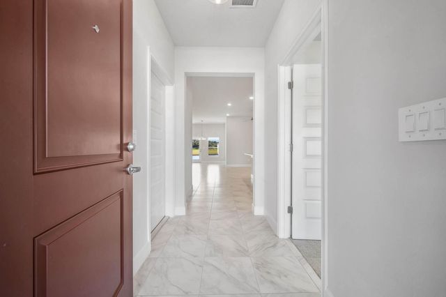 8646 Giovanni Avenue, Fort Pierce, FL 34951