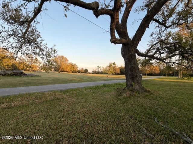 Gulf Stream Road, Biloxi, MS 39532