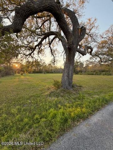 Gulf Stream Road, Biloxi, MS 39532