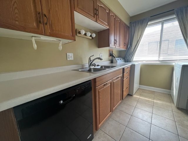 1367 Sacramento Drive, Hanover Park, IL 60133