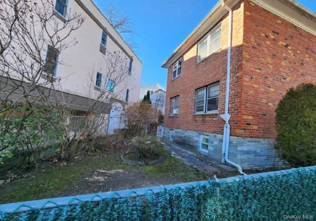 33-08 Francis Lewis Boulevard, Flushing, NY 11358