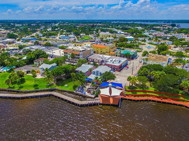 120 SW 5th Street, Stuart, FL 34994