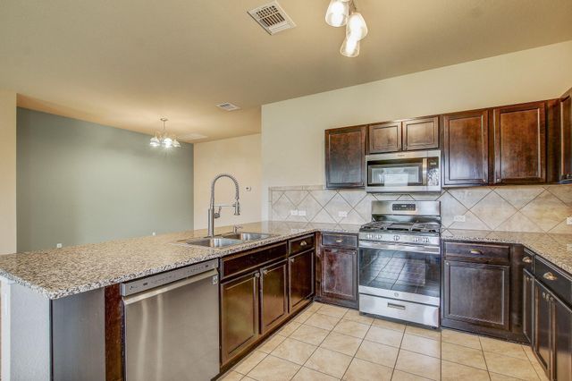 504 Sabina DR, Cedar Park, TX 78613