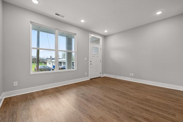 2351 E 19th Street, Chattanooga, TN 37404