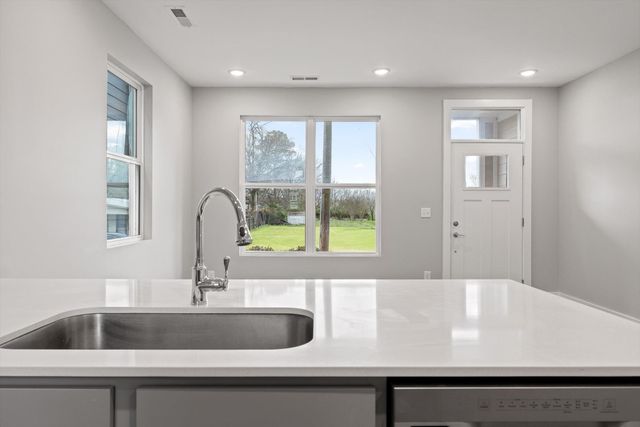 2351 E 19th Street, Chattanooga, TN 37404