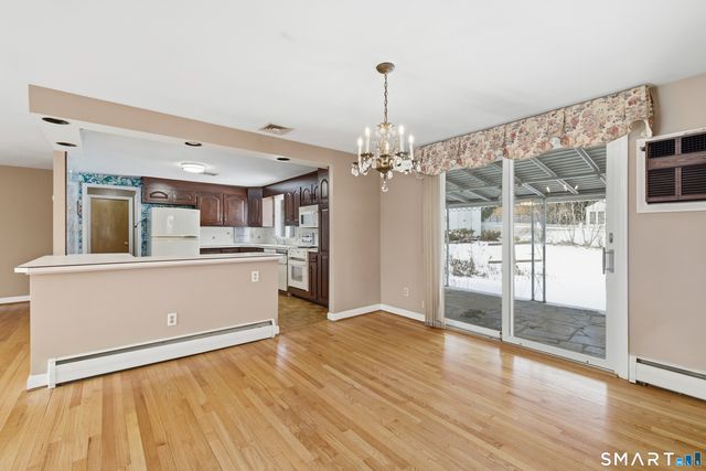 1864 Asylum Avenue, West Hartford, CT 06107