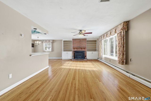 1864 Asylum Avenue, West Hartford, CT 06107