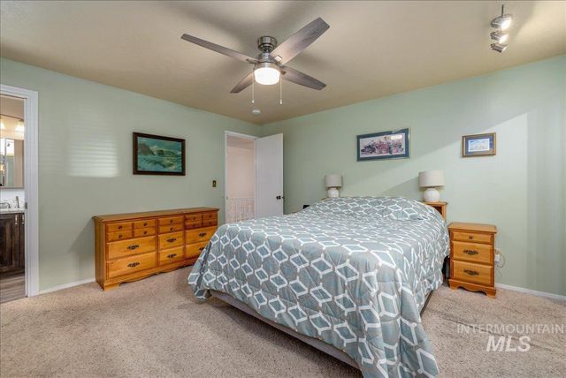 2887 S Snowflake Dr, Boise, ID 83706