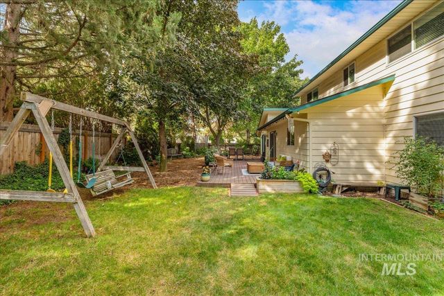 2887 S Snowflake Dr, Boise, ID 83706