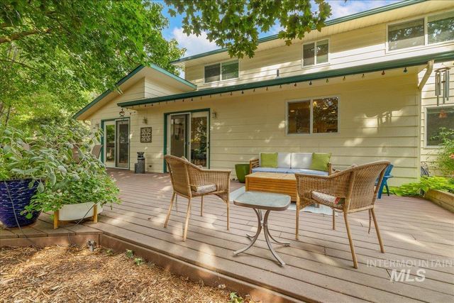 2887 S Snowflake Dr, Boise, ID 83706