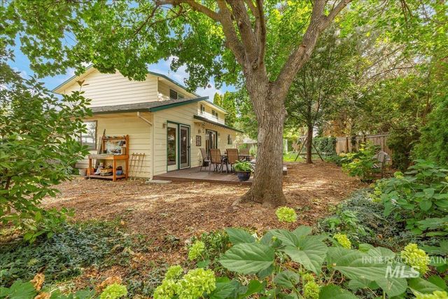 2887 S Snowflake Dr, Boise, ID 83706