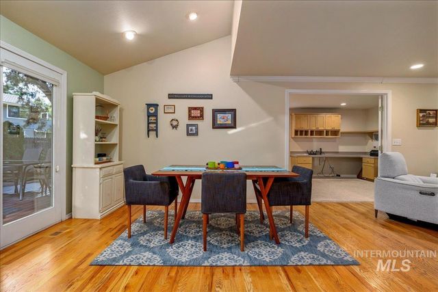 2887 S Snowflake Dr, Boise, ID 83706