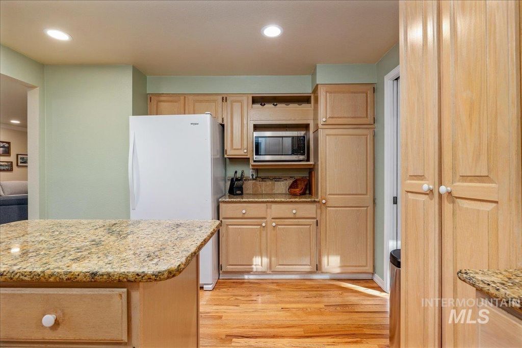 2887 S Snowflake Dr, Boise, ID 83706 photo 5