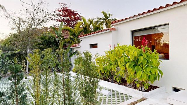 1277 SW 19th Street, Miami, FL 33145