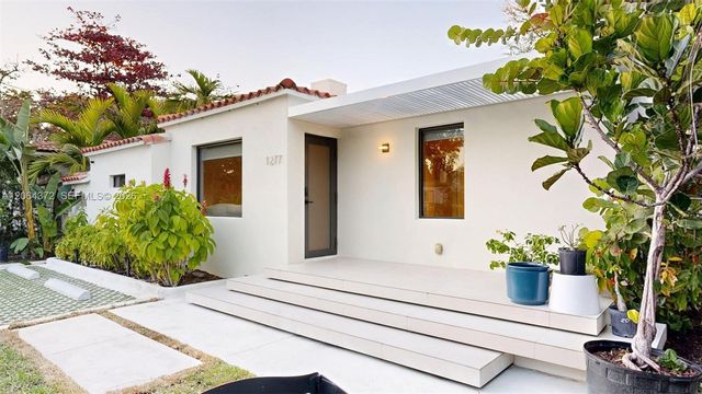1277 SW 19th Street, Miami, FL 33145