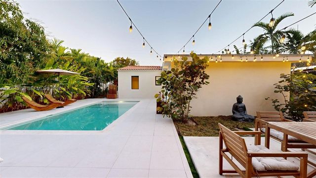 1277 SW 19th Street, Miami, FL 33145