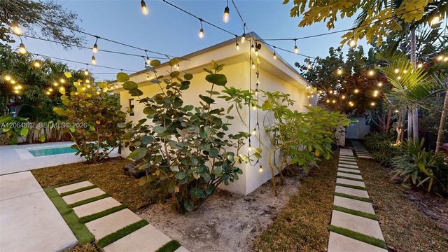 1277 SW 19th Street, Miami, FL 33145