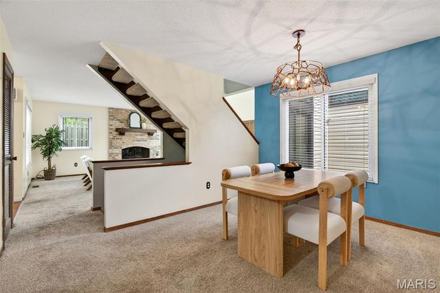 11500 Northbrook Way, St Louis, MO 63146