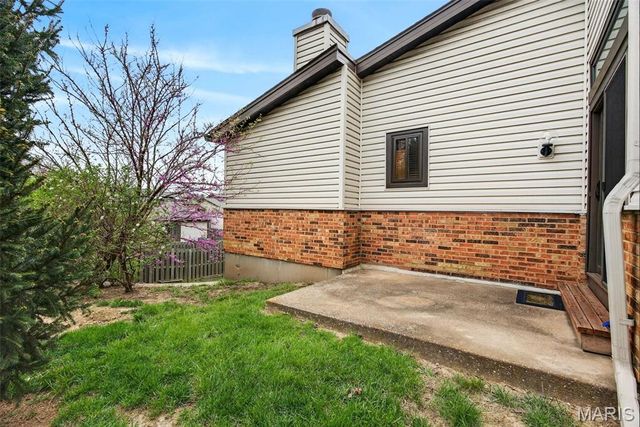 11500 Northbrook Way, St Louis, MO 63146