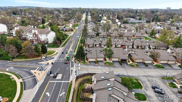 11500 Northbrook Way, St Louis, MO 63146
