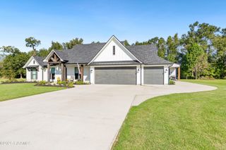 1090 Sandy Lane, Arnaudville, LA 70512