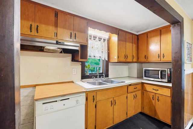 164 Green, Woburn, MA 01801