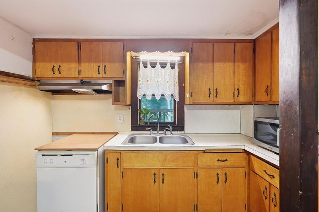 164 Green, Woburn, MA 01801