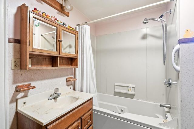 164 Green, Woburn, MA 01801