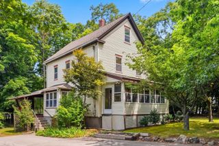 164 Green, Woburn, MA 01801