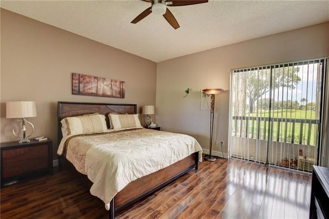 7448 La Paz Boulevard 104, Boca Raton, FL 33433