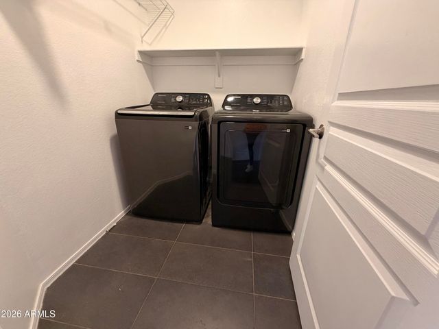2240 E RUBY Lane, Phoenix, AZ 85024