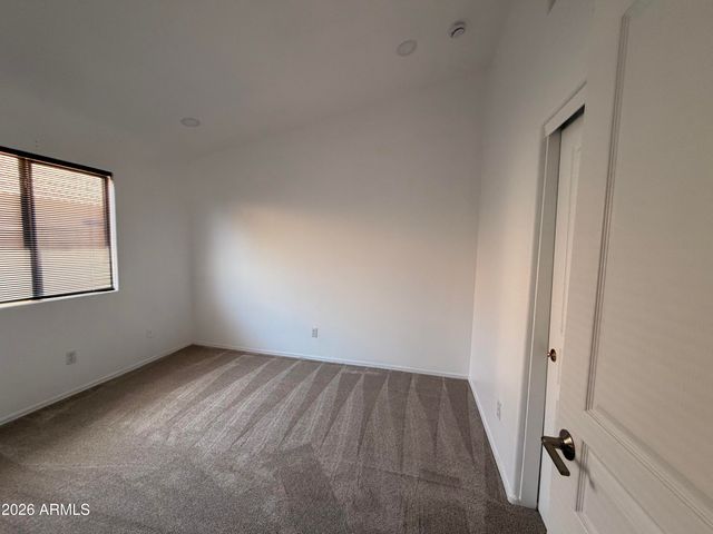 2240 E RUBY Lane, Phoenix, AZ 85024