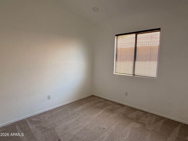 2240 E RUBY Lane, Phoenix, AZ 85024