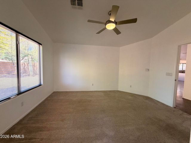 2240 E RUBY Lane, Phoenix, AZ 85024