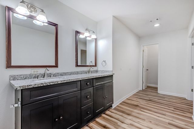 824 S 37th Street, Nederland, TX 77627