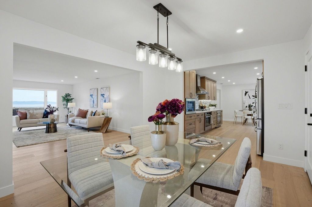 Image 17 of property listing at 15933 15933 Cambrian Drive, Castro Valley, CA 94578