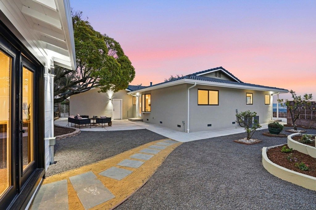 Image 32 of property listing at 15933 15933 Cambrian Drive, Castro Valley, CA 94578