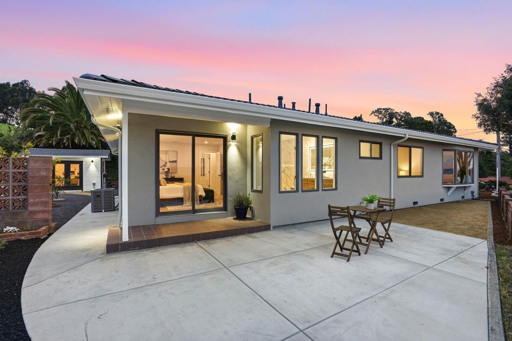 Image 34 of property listing at 15933 15933 Cambrian Drive, Castro Valley, CA 94578