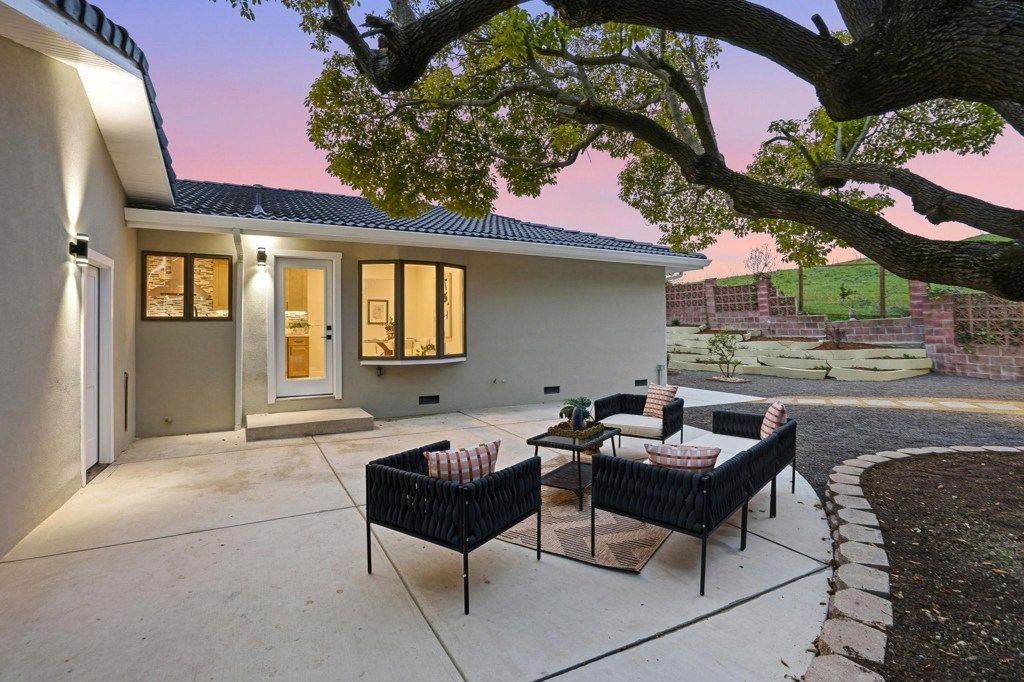 Image 37 of property listing at 15933 15933 Cambrian Drive, Castro Valley, CA 94578