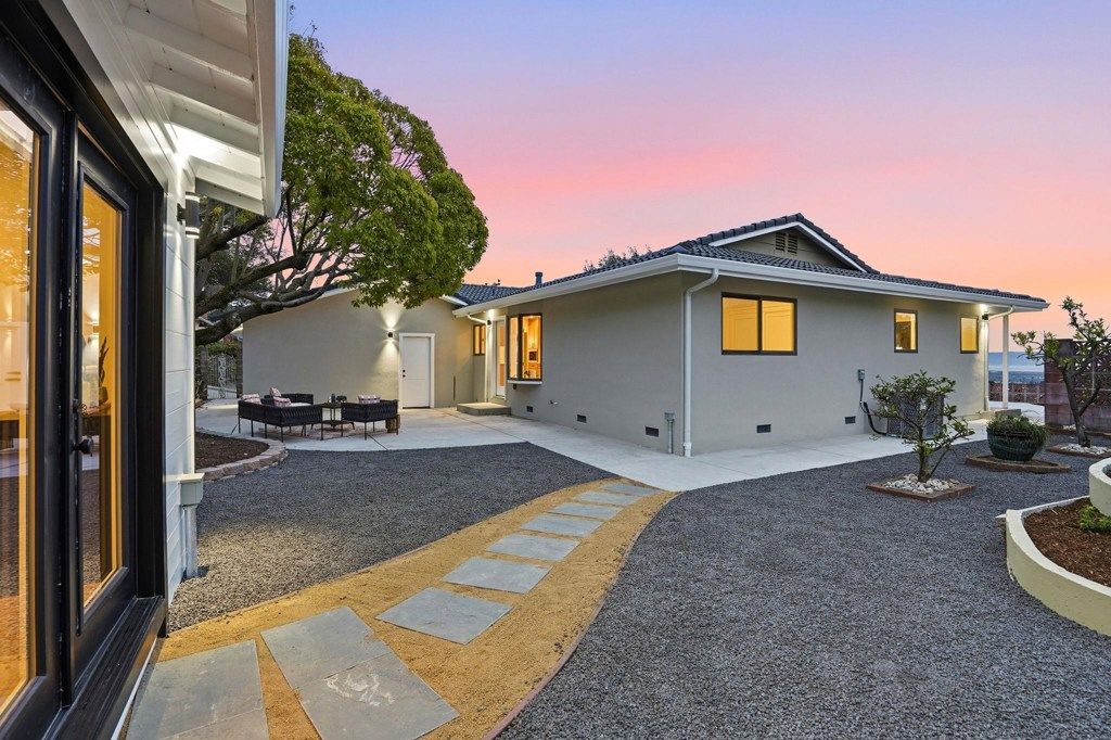 Image 41 of property listing at 15933 15933 Cambrian Drive, Castro Valley, CA 94578