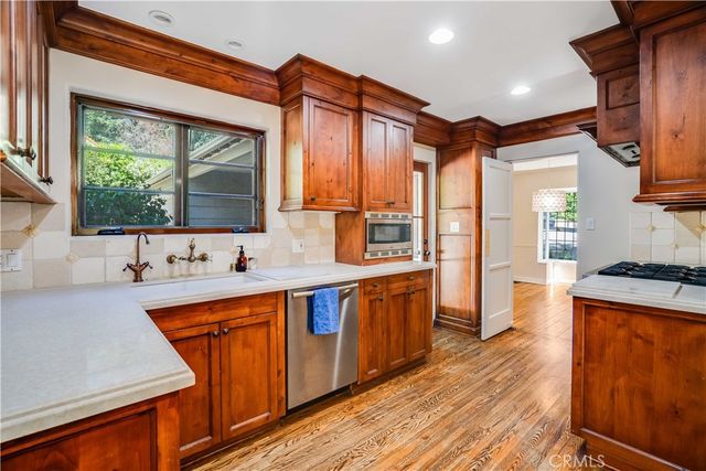 5227 Alta Canyada, La Canada Flintridge, CA 91011