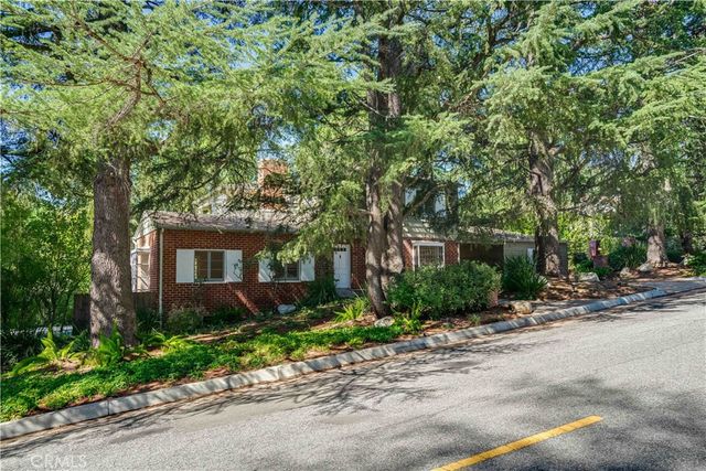 5227 Alta Canyada, La Canada Flintridge, CA 91011