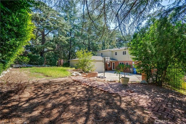 5227 Alta Canyada, La Canada Flintridge, CA 91011