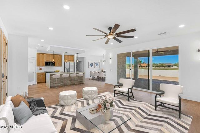 14833 S BROOK HOLLOW Road, Arizona City, AZ 85123