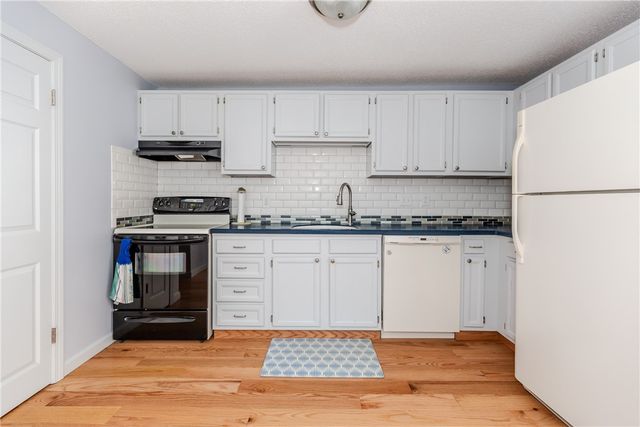 47 Morgan Avenue 37, Johnston, RI 02919