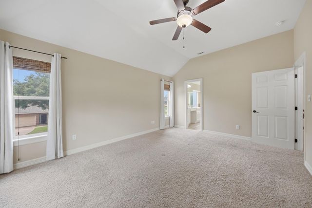 1109 Walnut Bend, Brenham, TX 77833