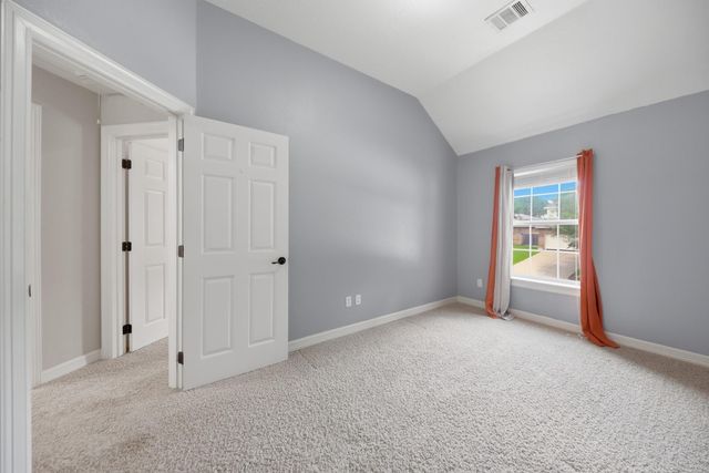 1109 Walnut Bend, Brenham, TX 77833