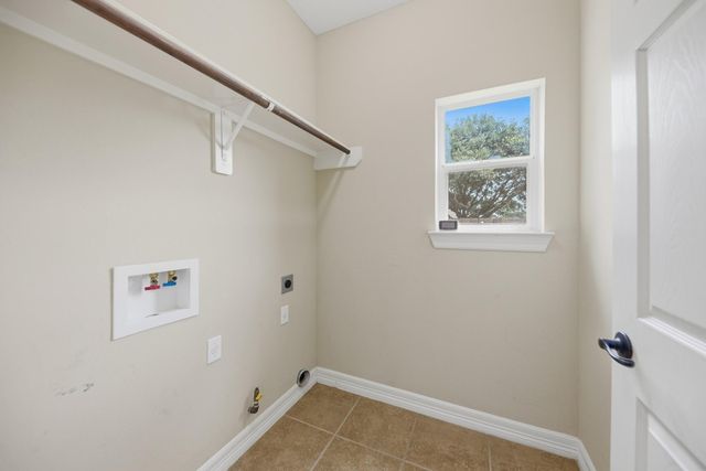 1109 Walnut Bend, Brenham, TX 77833
