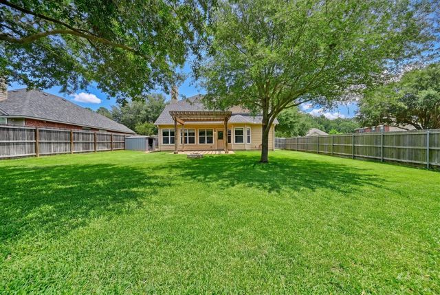 1109 Walnut Bend, Brenham, TX 77833